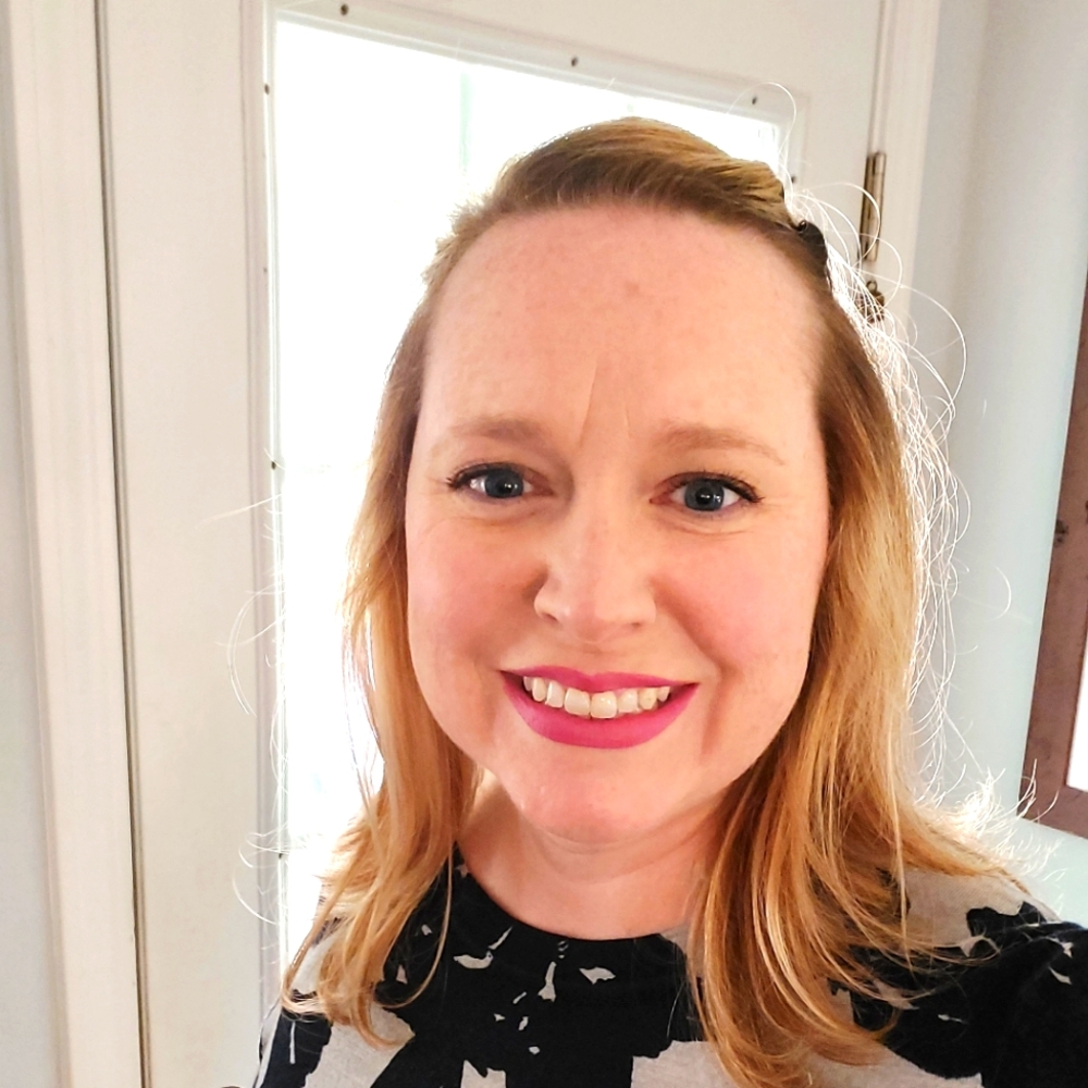 Meet your Posher, Whitney